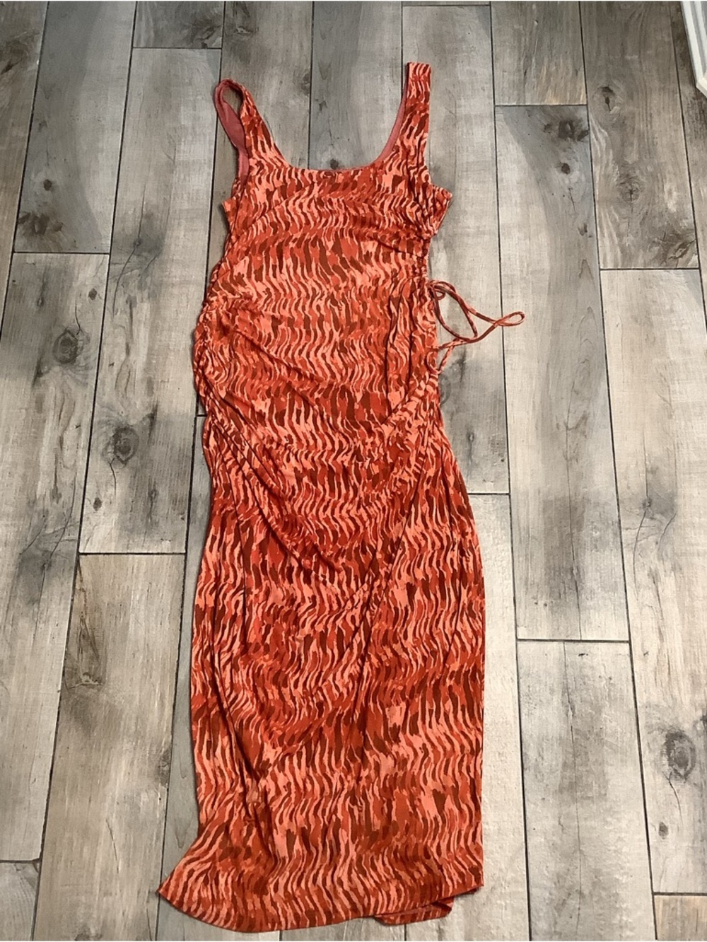 House of Harlow 1960 Orange Printed Midi Dress